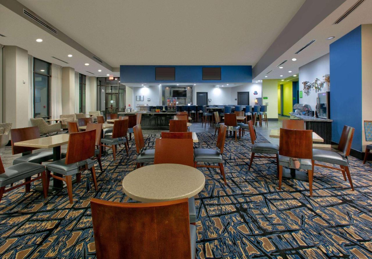 La Quinta Inn & Suites By Wyndham Lubbock Southwest Exterior foto
